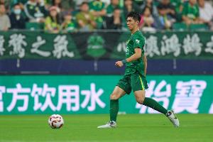 乐鱼-晋级足协杯决赛！吴少聪晒国安大合照：一步一个脚印 进军